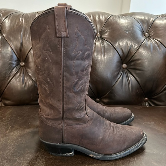 Old West Shoes - Old West women’s brown cowboy boots size 9 EE (extra large)